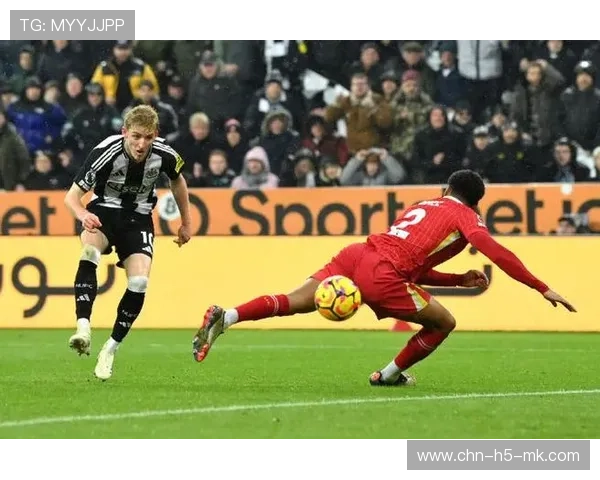 纽卡斯尔沙尔后卫插上抽射得分让对手惊讶